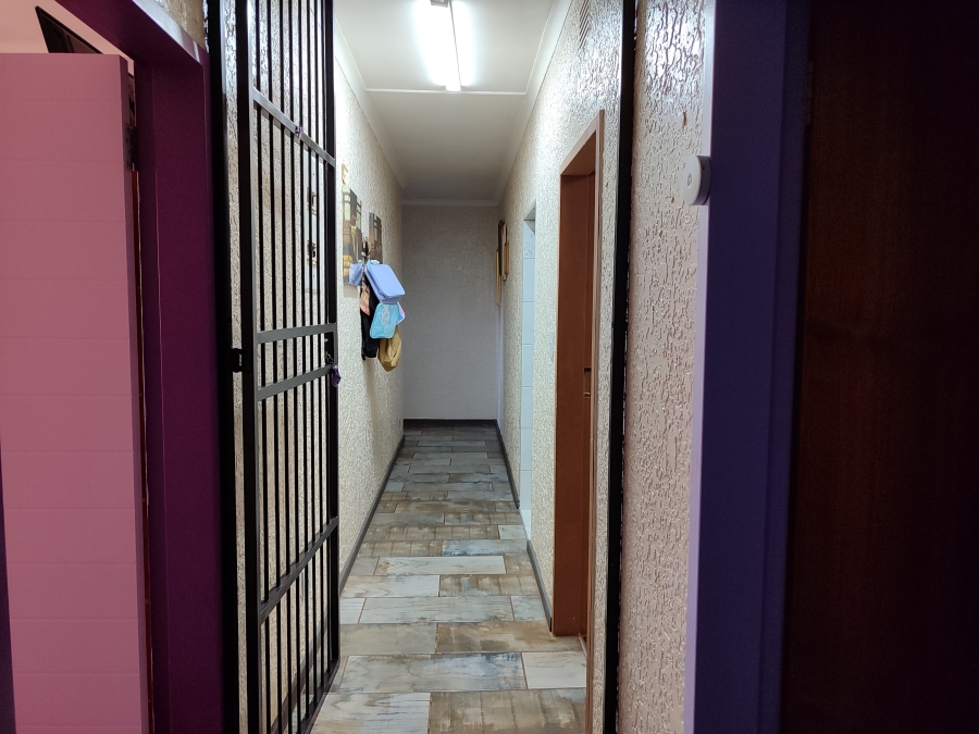 4 Bedroom Property for Sale in Stilfontein Ext 4 North West